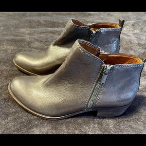 Lucky Brand 7.5 dark silver leather upper ankle boots like new one slight scuff
